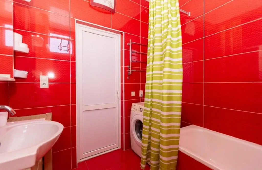 Просторная квартира в центре Адлера