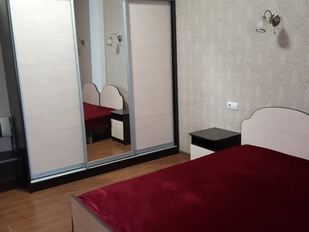 Уютная 2 комнатная квартира на первой линии к морю