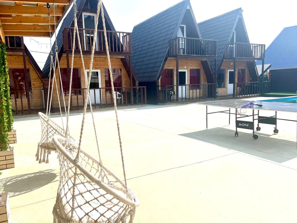 Коттеджи с баней и теплым бассейном