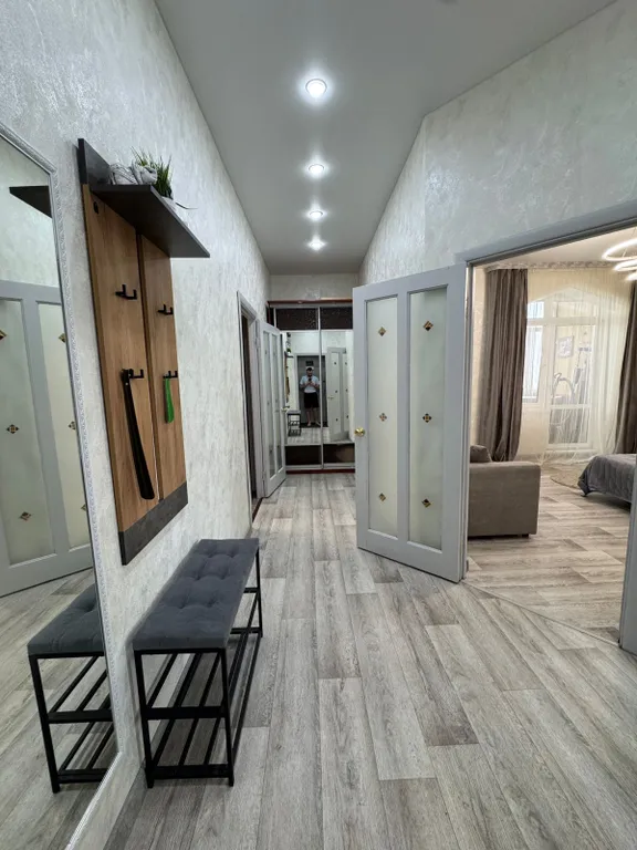 Уютная двухкомнатная квартира на Мира 3