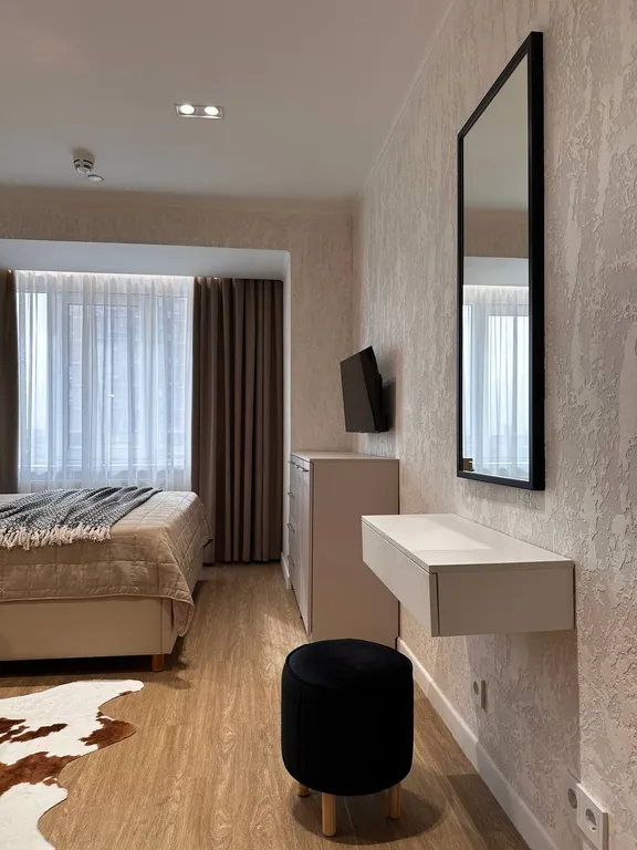 Шикарные апартаменты с дизайнерским ремонтом