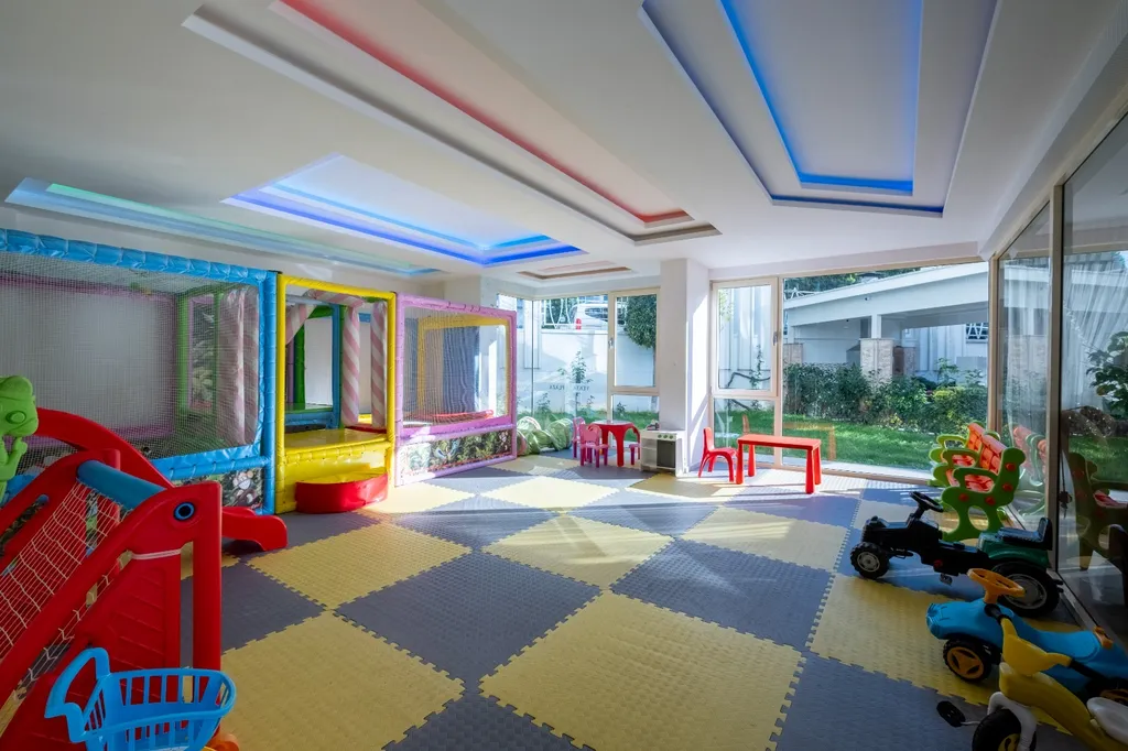 Апартамент с видом на море и горы