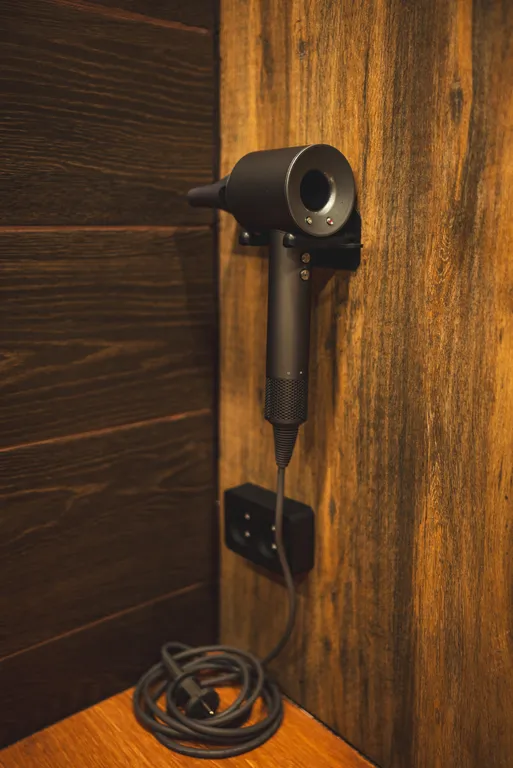 Уютный дом на берегу озера