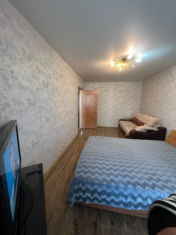 Квартира на против ТЦ Столица