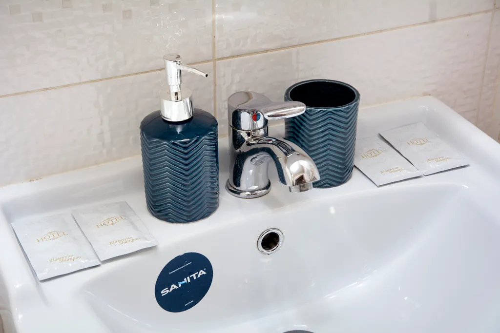 2х комнатная квартира с раздельной кухней недалёко от центра города