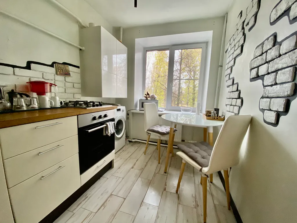 Квартира Уютная светлая квартира с окнами на парк, рядом с метро — Санкт-Петербург