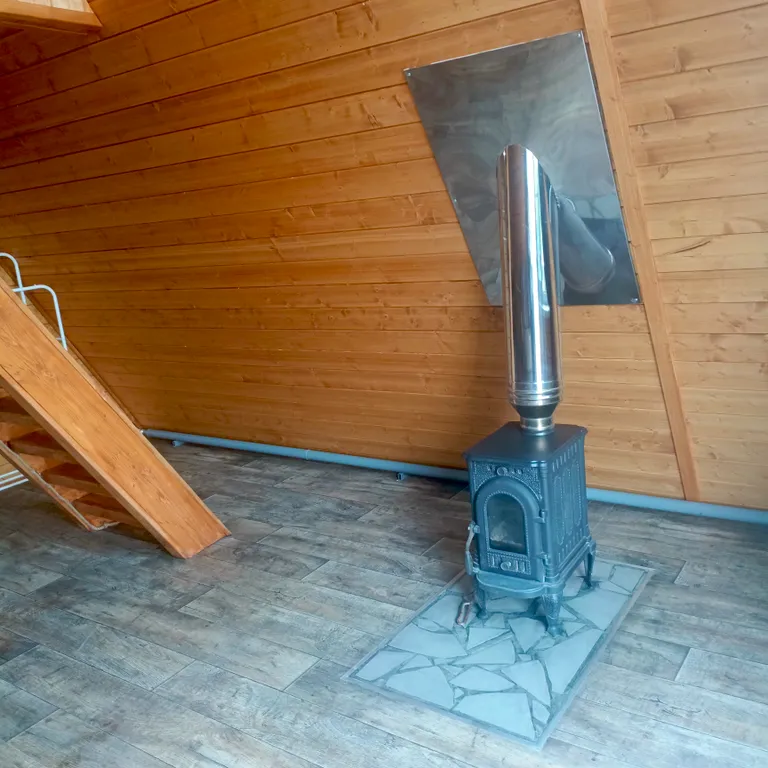 Коттедж Уютный домик с банным чаном — Глазово