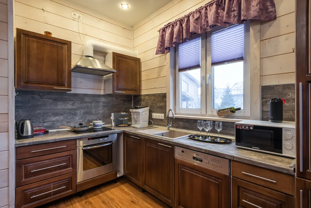 Дом для семей и компаний