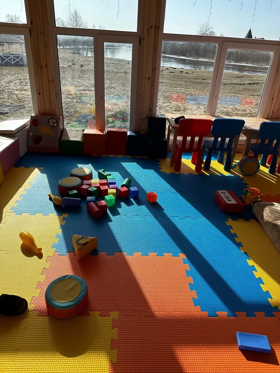 Уютный коттедж на берегу реки Milana Village