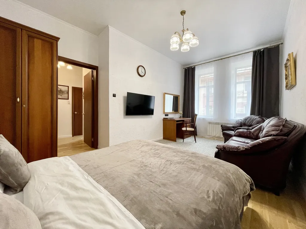 Квартира Однокомнатная квартира у метро Чкаловская, исторический центр СПб — Санкт-Петербург