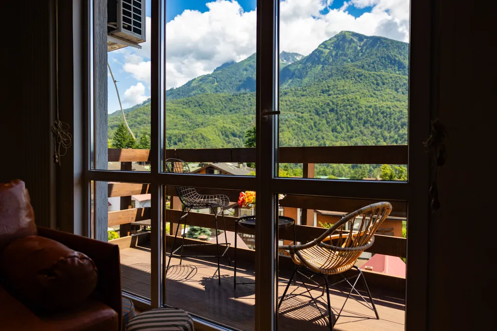 Двухуровневая квартира с видом на горы