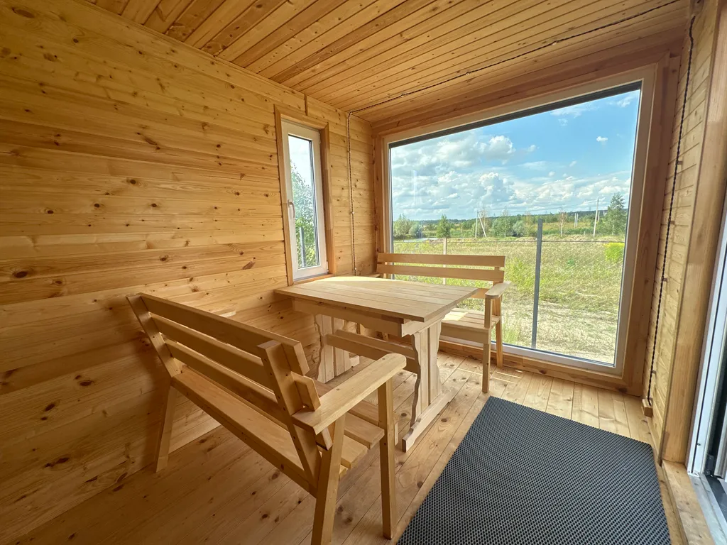 Стильный современный дом для отдыха на природе