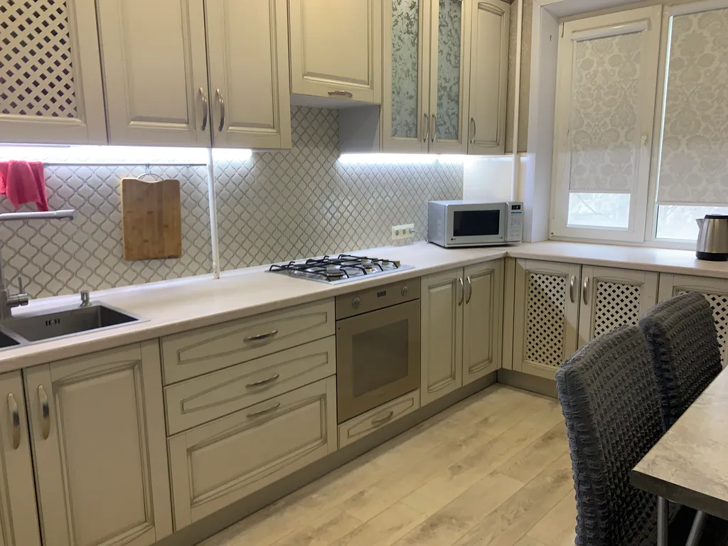 Квартира Отличная транспортная развязка у дома — аренда посуточно в Астрахань