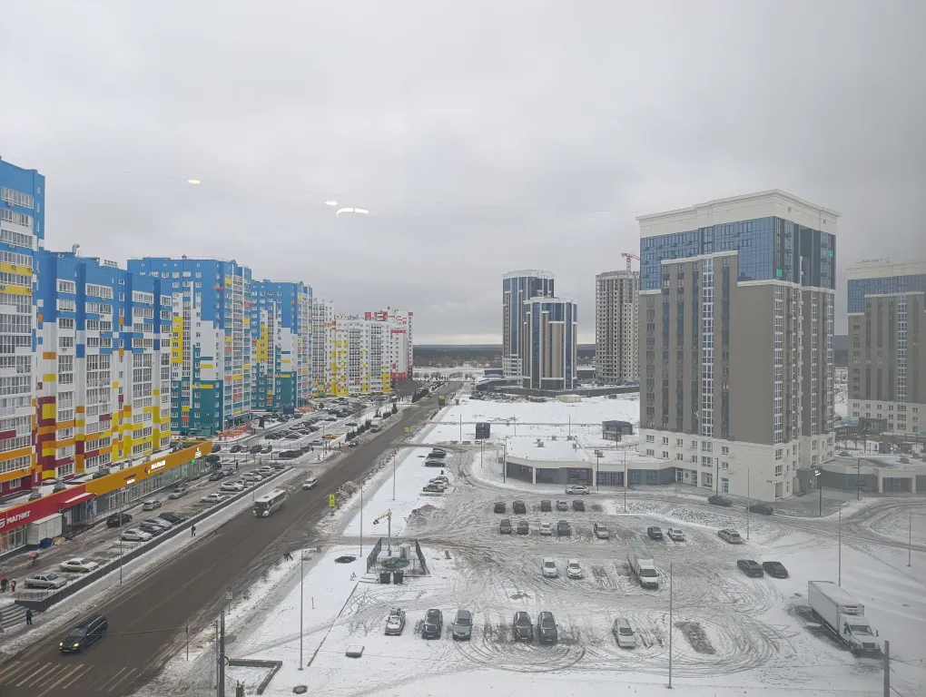 Новая квартира в центре Спутника с видом на набережную