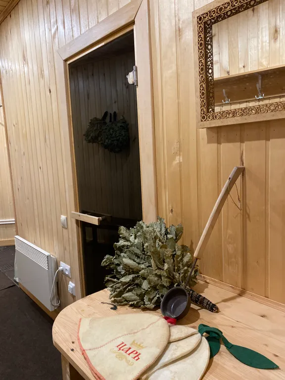 Дом для отдыха с камином, баней, оформлением к празднику