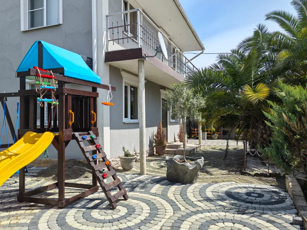 Отдельно стоящий коттедж