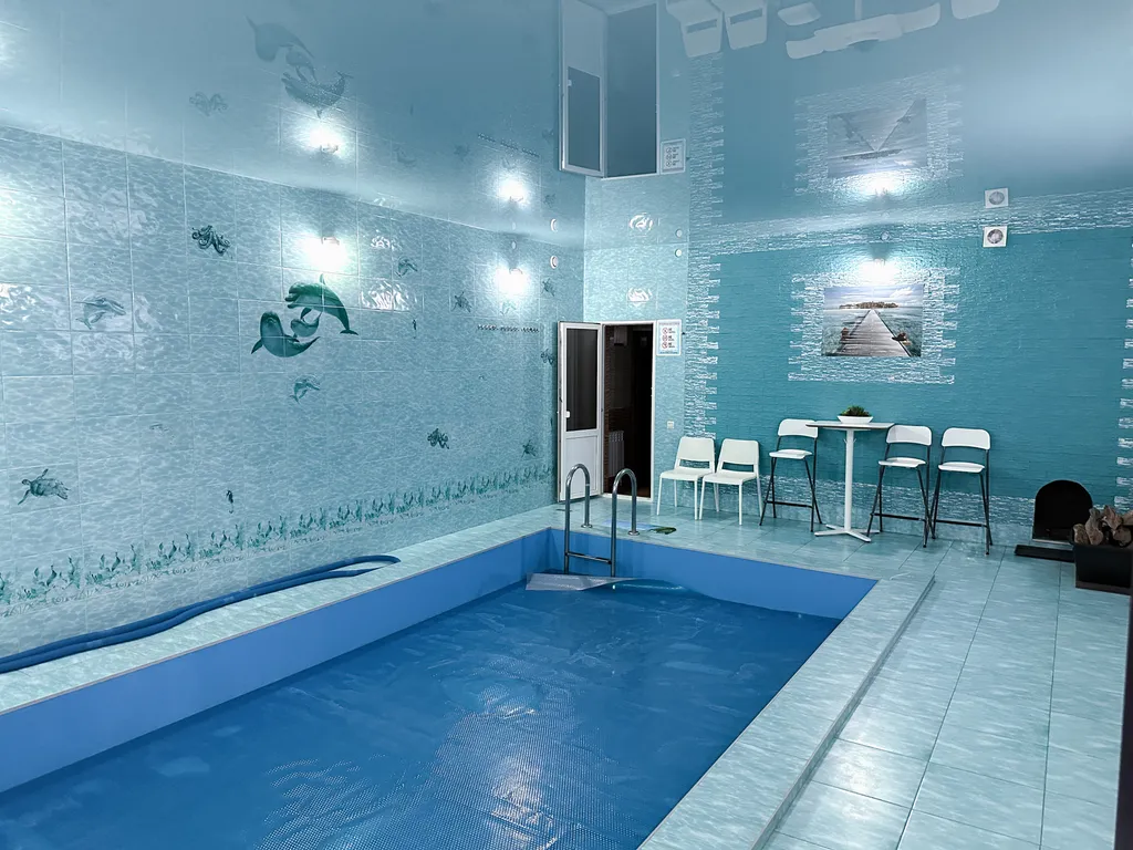 Дом с бассейном и баней в Самаре