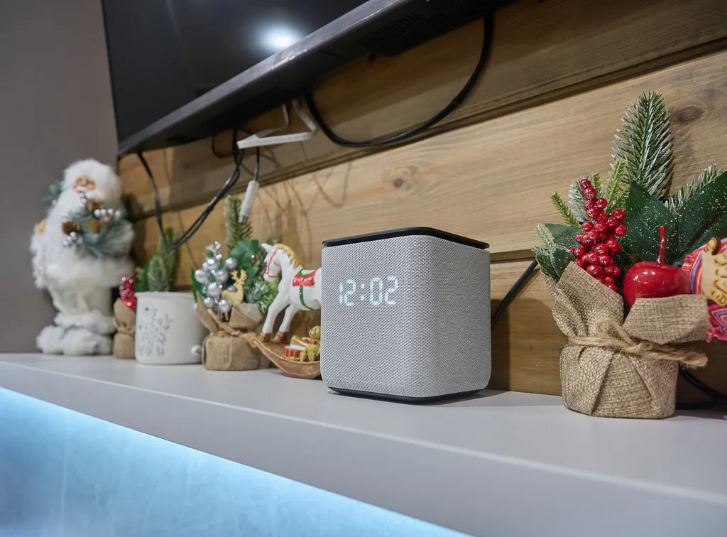 Дом на берегу озера