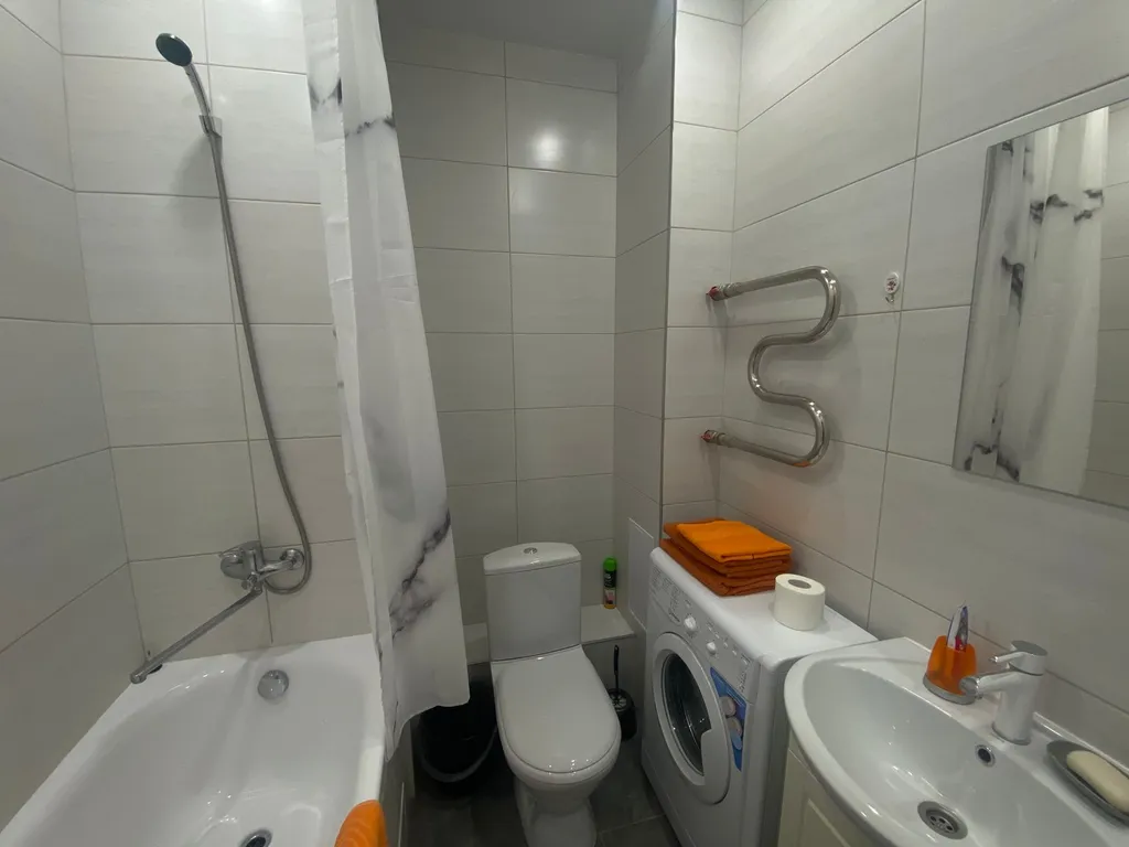 Оранжевая студия