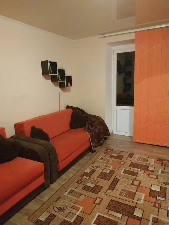 Тихая, уютная квартира в центре поселка — аренда посуточно в Шахты