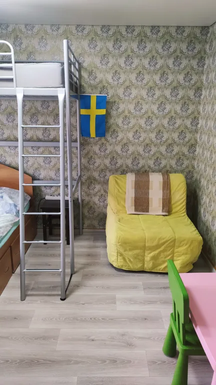 С Толстым у парка