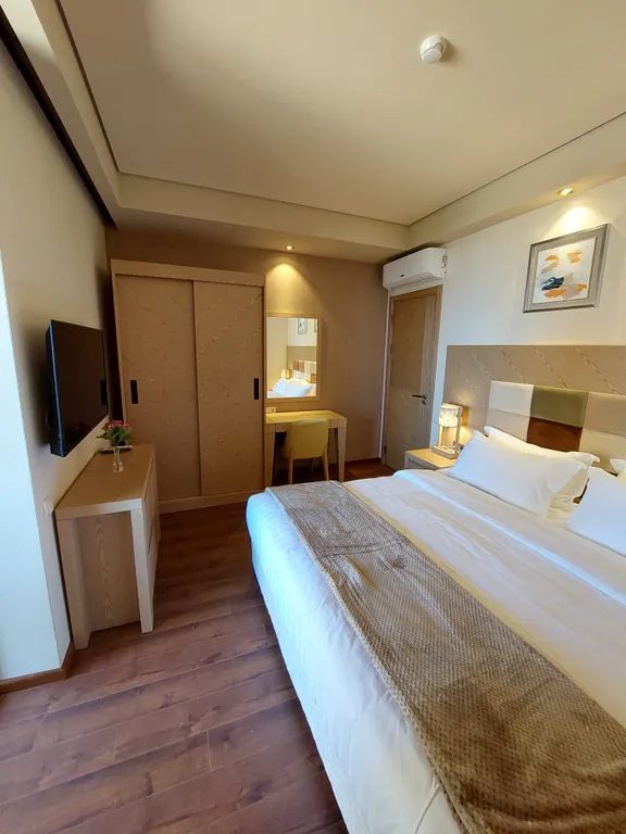 Элитные апартаменты с бассейном в Dreamland Oasis