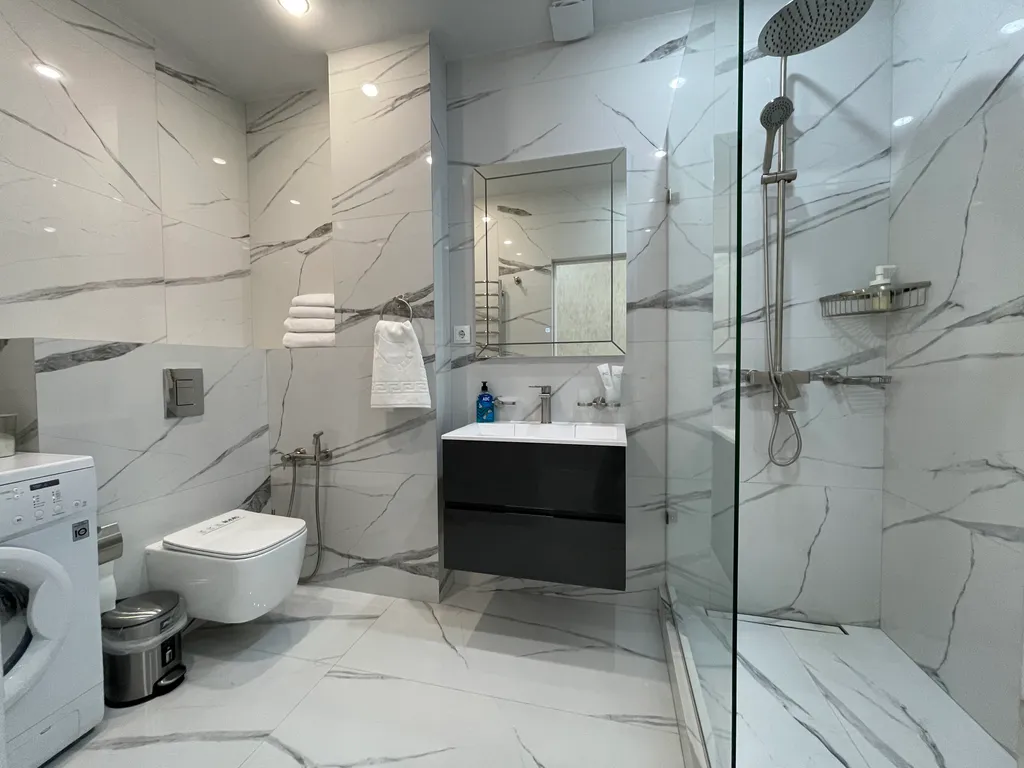 Апартаменты в новом доме в центре города, люкс