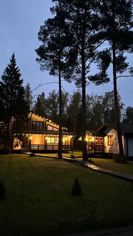 Просторный коттедж в окружении леса – идеальное место для отдыха