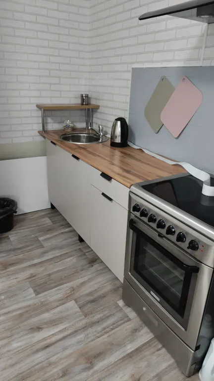 2-комнатная квартира чистая и просторная после ремонта — аренда посуточно в Андреевка