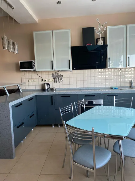 Просторная и уютная квартира у моря