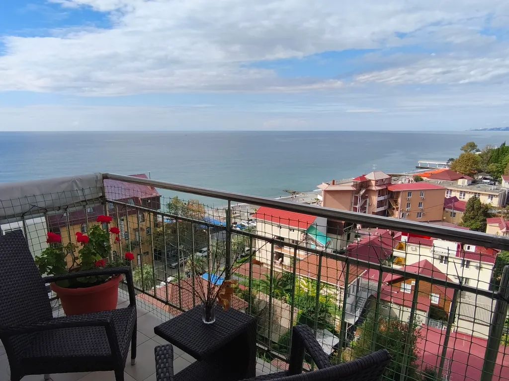 Просторная квартира с шикарным видом на море