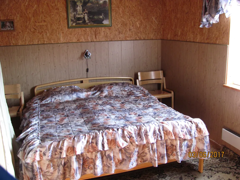 Домик у озера в Карелии