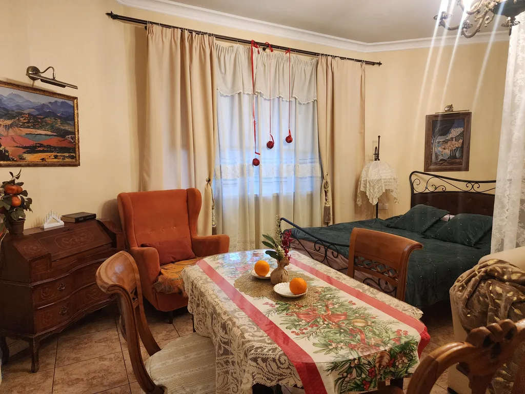 Квартира Квартира Студия Амалиенау-Адальберт с камином — Калининград