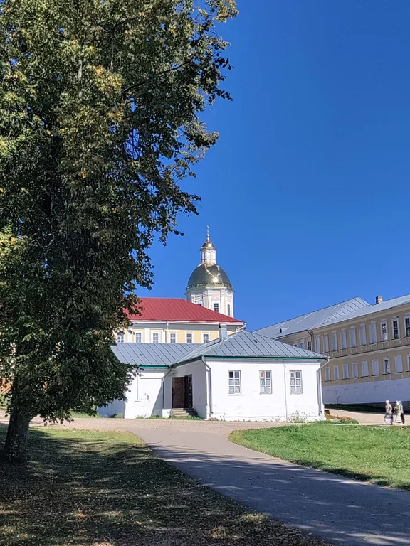 Благоустроенный стильный дом на 1 линии о.Селигер