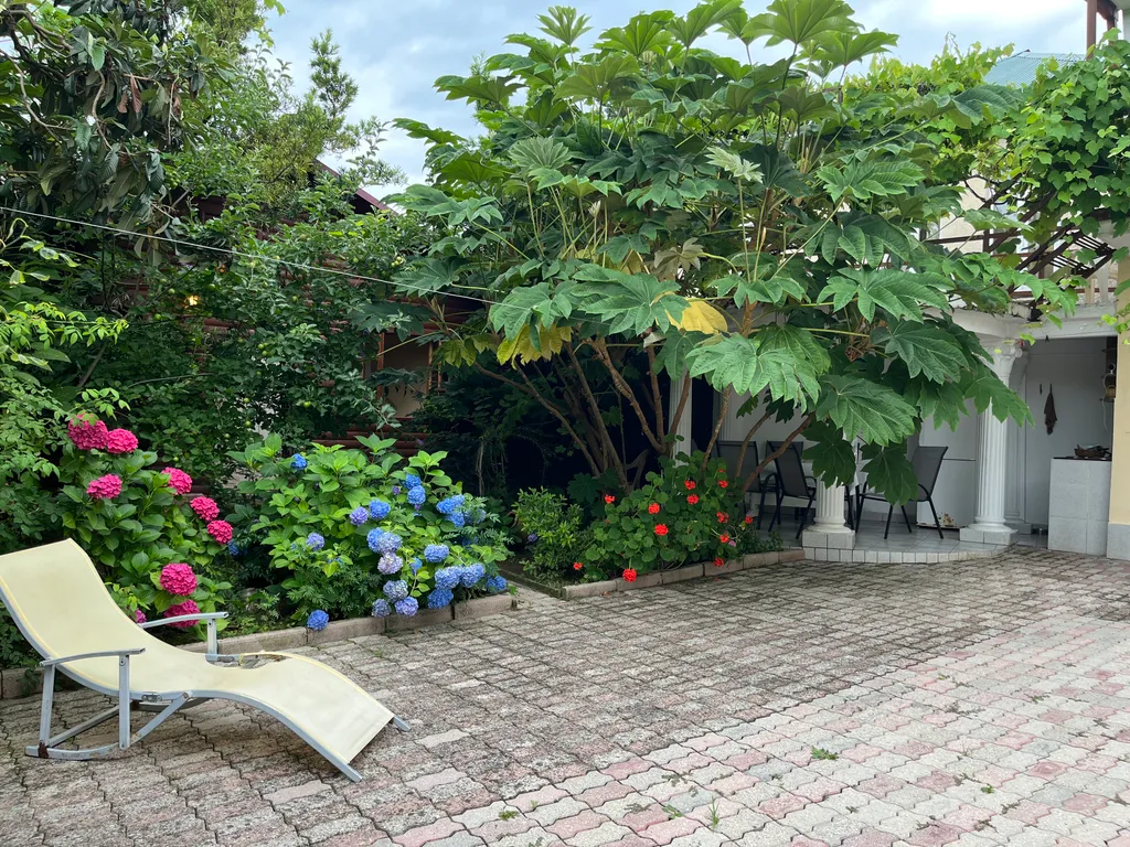 Коттедж Уютный дом — Сухум