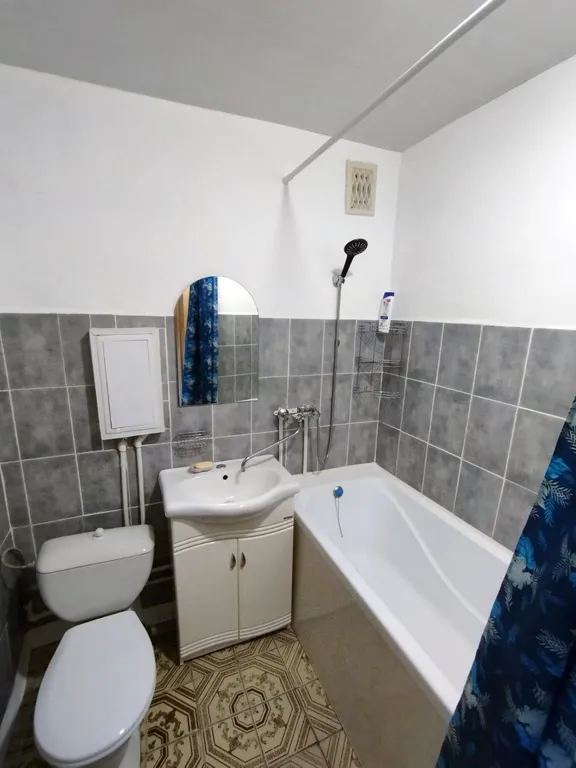 Самое сердце города, окна выходят на набережную