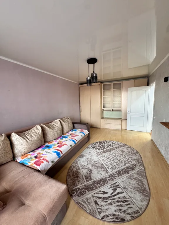 Большая двухкомнатная квартира, с отдельными спальнями и большой кухней