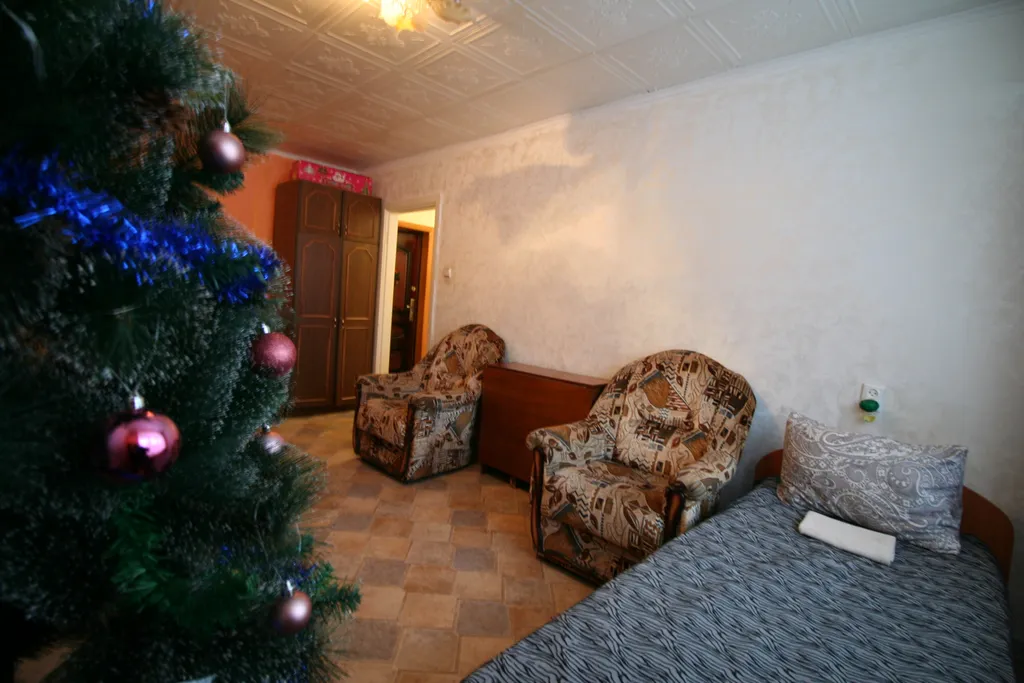 Квартира Теплая 2-комнатная квартира у поликлиники Мегаполис — Кириши