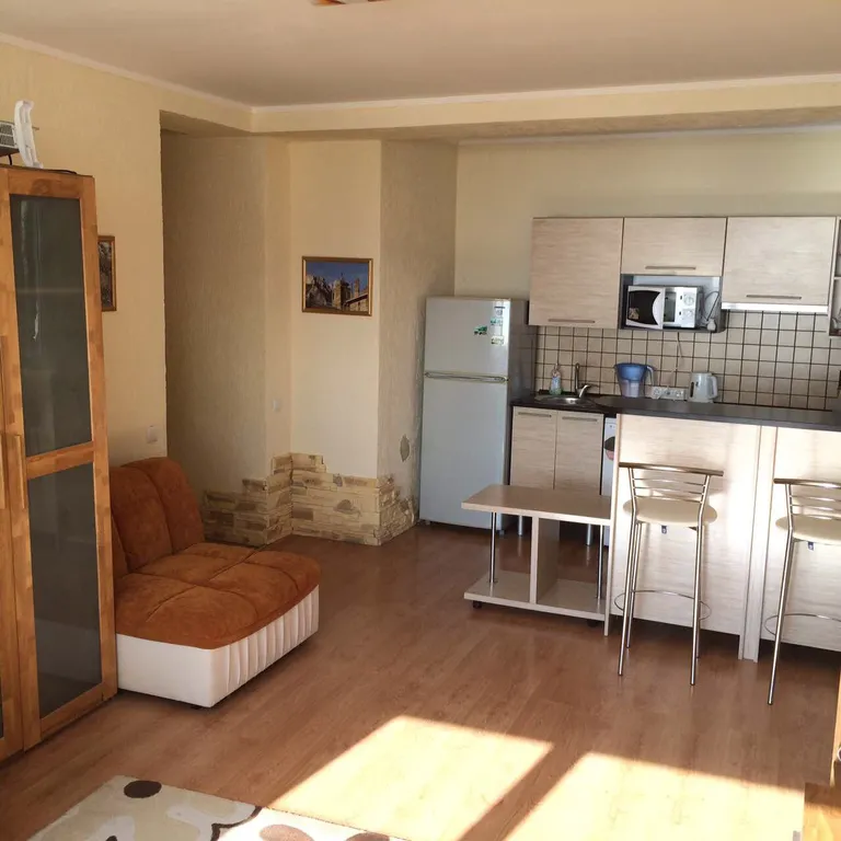 Уютная студия с видом на море у Воронцовского парка