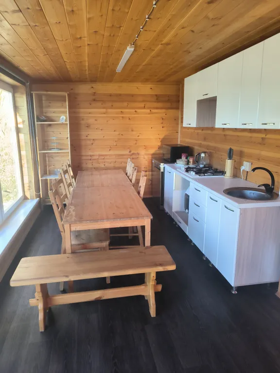 Уютный дом на первой линии