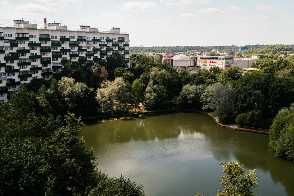 Квартира у пруда