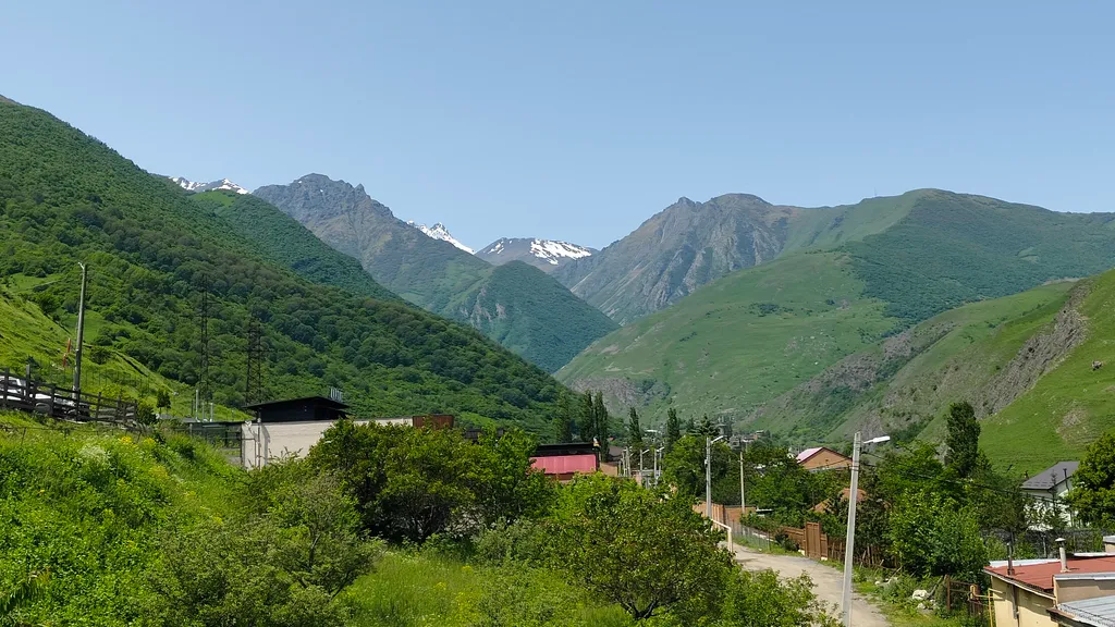 Выше гор могут быть только горы