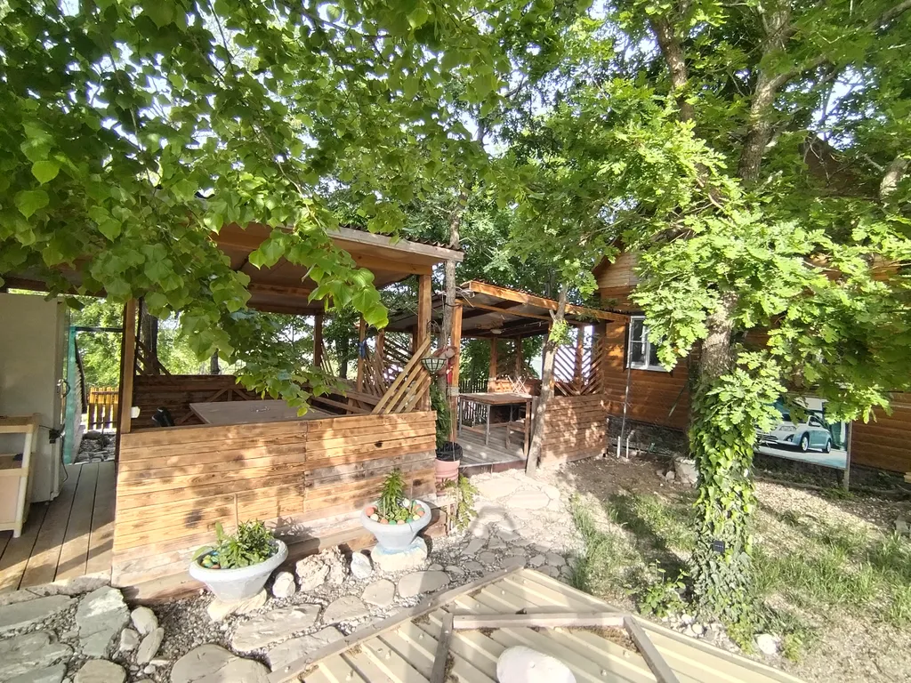 Коттедж Домик Лесное местечко — Геленджик