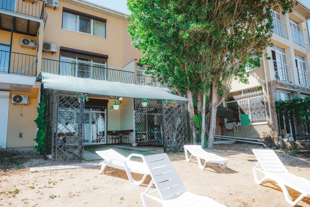 Таунхаус с выходом на море