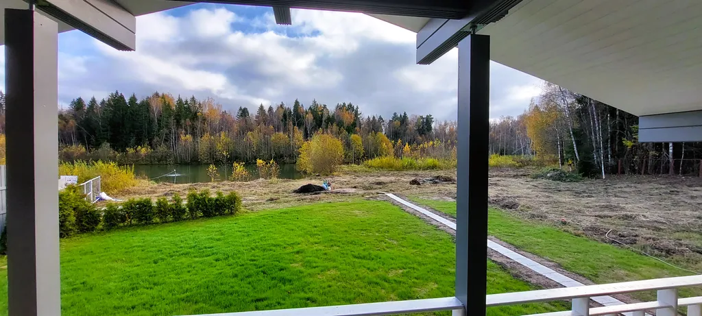 Коттедж Васнецово-озеро, коттедж на берегу озера в окружении леса — Ваньково