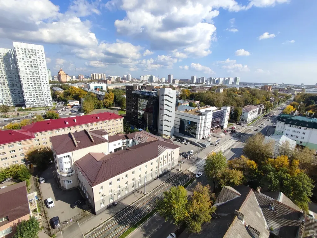 Современные, яркие апартаменты