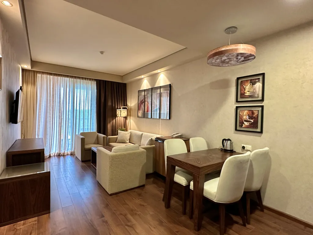 Элитные апартаменты с бассейном в Dreamland Oasis