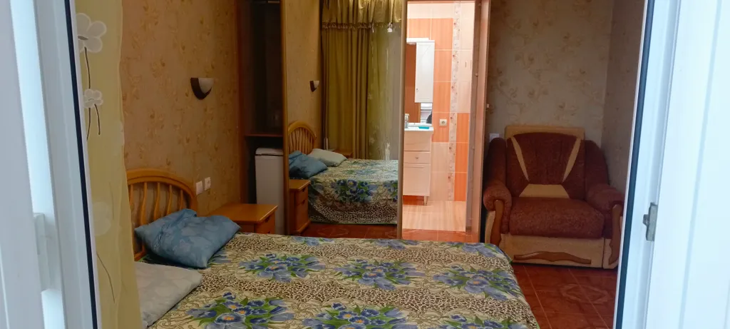 Квартира Желтая комната с отдельным выходом во двор — Геленджик