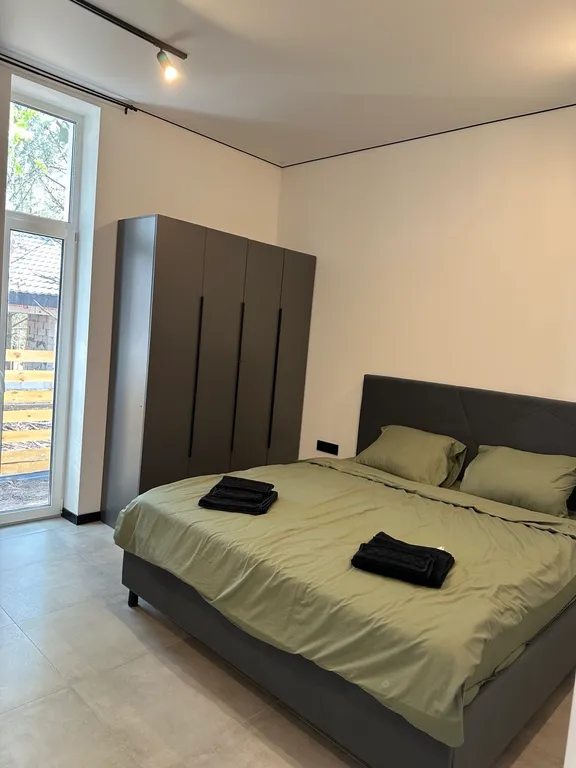 Дом в сосновом лесу