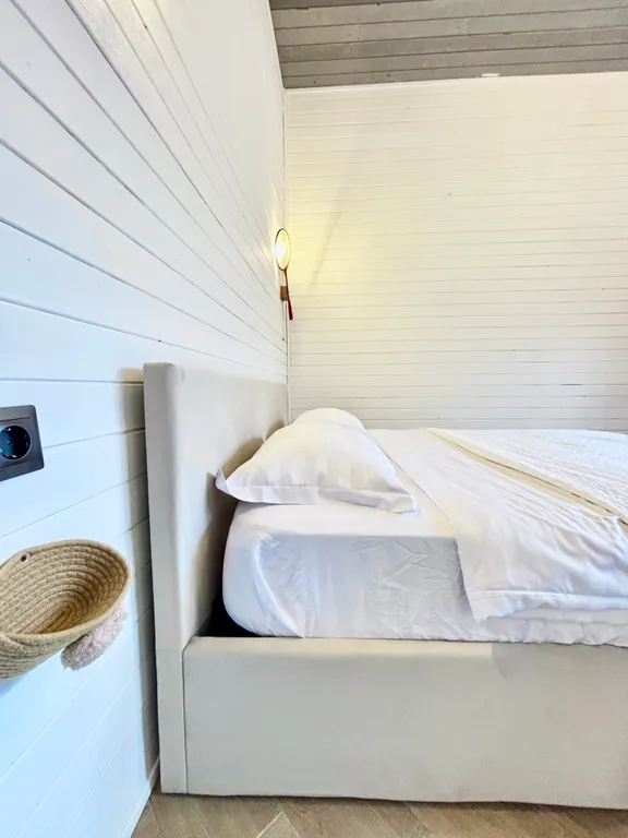 Кругозор- апартаменты, вид на озеро и горы